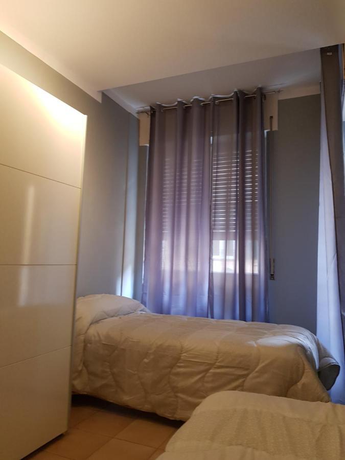 Trilocale Piazza Colombo Apartment ซานเรโม ภายนอก รูปภาพ